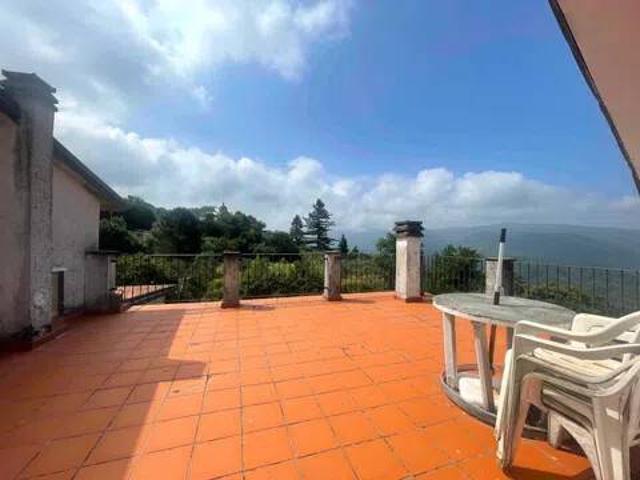 Appartamento in vendita a Riccò Del Golfo, Liguria