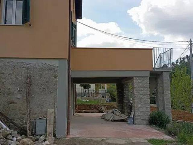 Appartamento in vendita a Riccò Del Golfo, Liguria