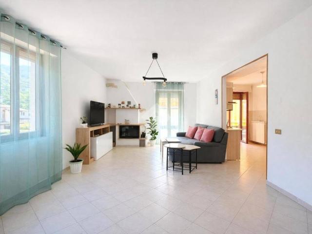 Appartamento in vendita a Riccò Del Golfo, Liguria