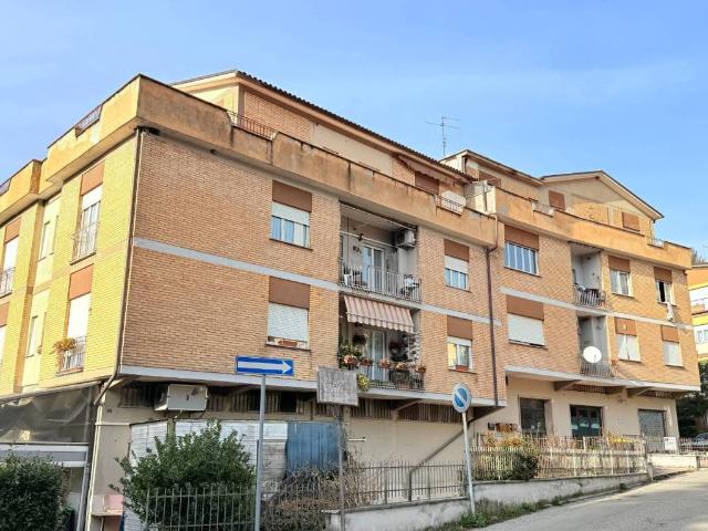 Appartamento in vendita a Campomoro, Rieti