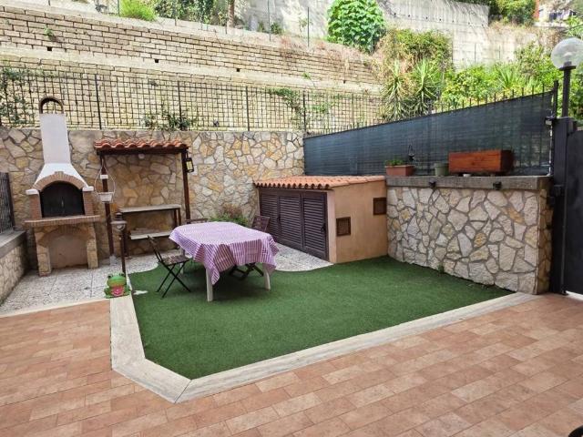 Appartamento in vendita a Rignano Flaminio, Roma Capitale