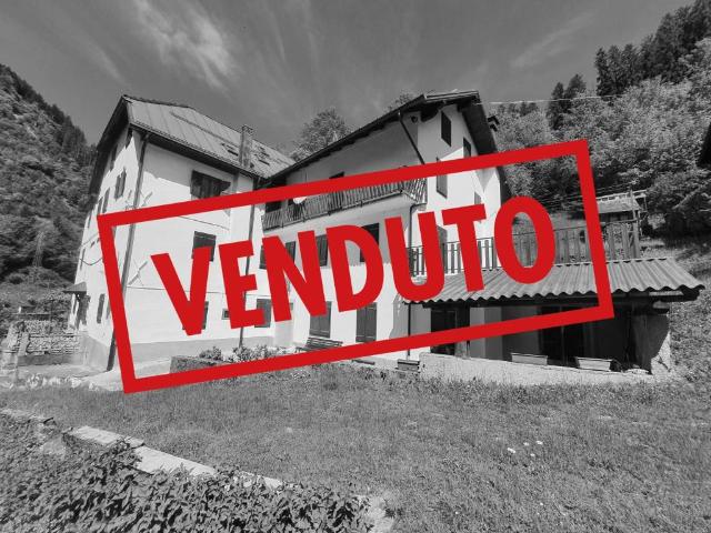 Appartamento in vendita a Rigolato, Friuli-Venezia Giulia