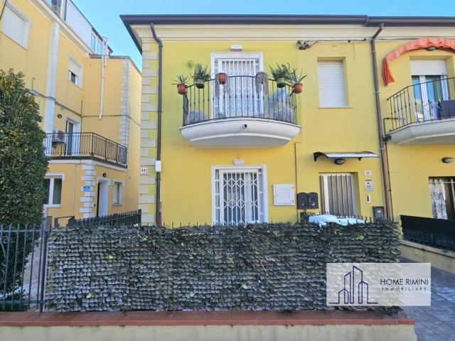 Appartamento in vendita a Rimini, Reggio Emilia