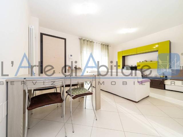 Appartamento in vendita a Rimini, Reggio Emilia