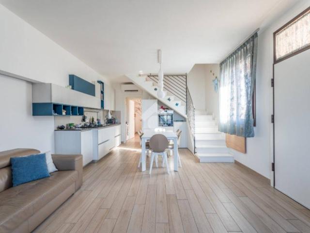Appartamento in vendita a Rimini, Reggio Emilia