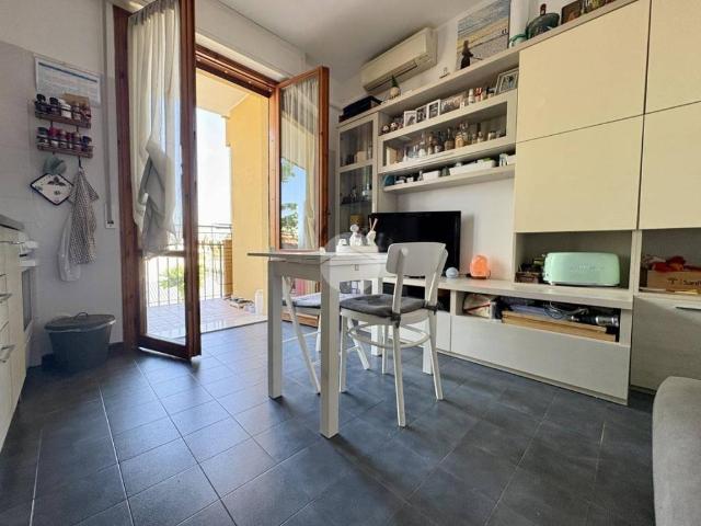Appartamento in vendita a Rimini, Reggio Emilia