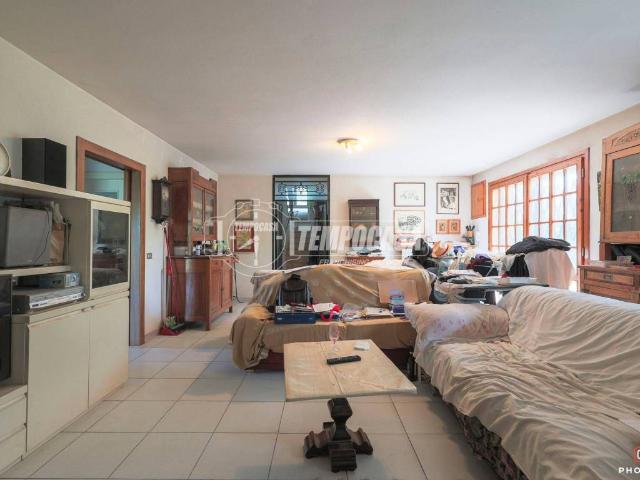 Villa Indipendente in vendita a Rimini, Reggio Emilia