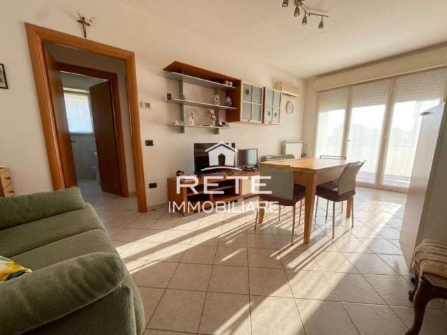 Appartamento in vendita a Rimini, Reggio Emilia