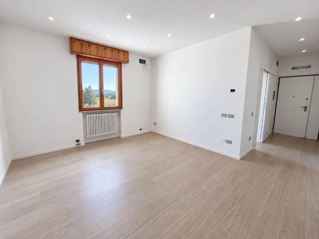 Appartamento in vendita a Grotta Rossa, Rimini