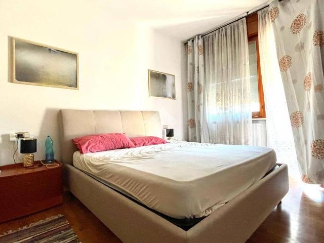 Appartamento in vendita a Rimini, Reggio Emilia