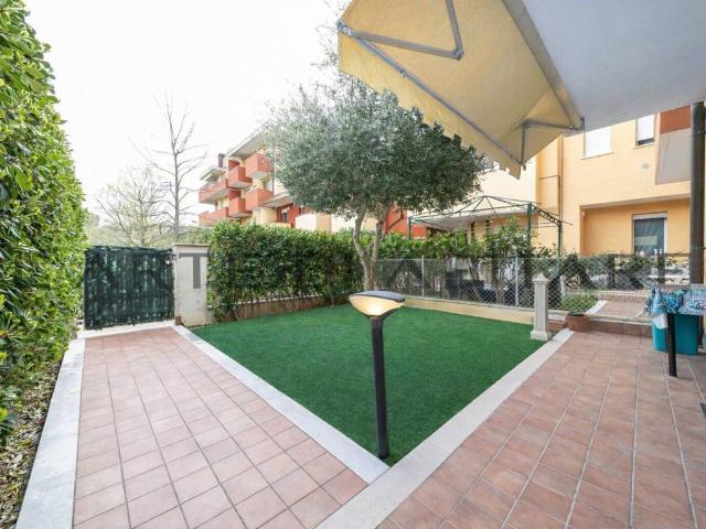 Appartamento in vendita a Rimini, Reggio Emilia