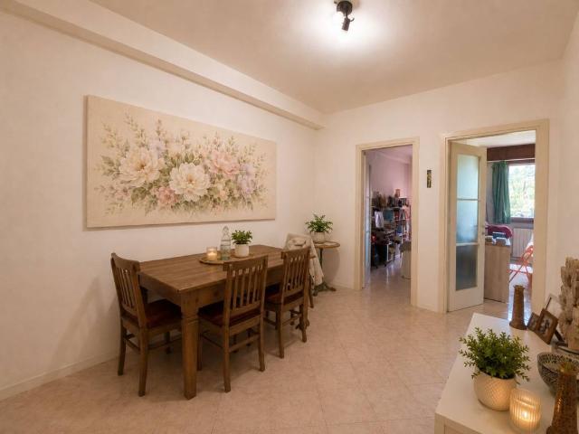Appartamento in vendita a Villaggio 1° maggio, Rimini