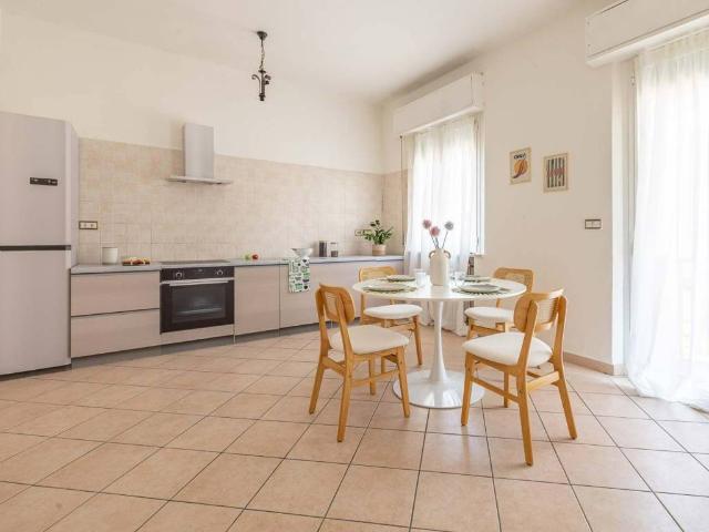 Appartamento in vendita a Villaggio 1° maggio, Rimini