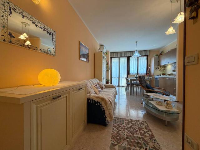 Appartamento in vendita a Rimini, Reggio Emilia