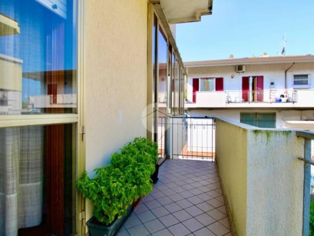 Appartamento in vendita a Rimini, Reggio Emilia