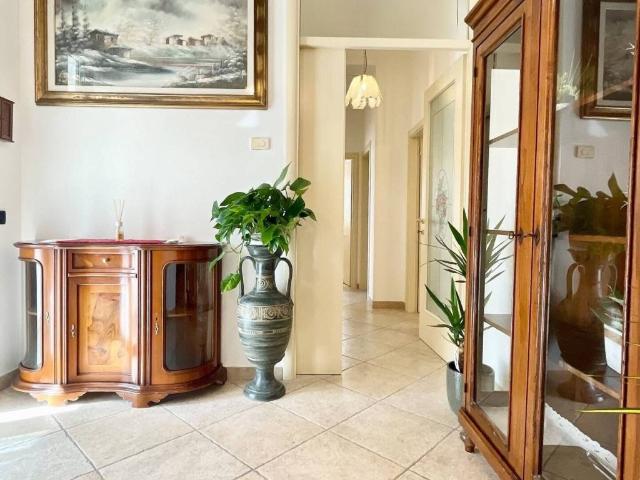 Appartamento in vendita a Viserbella, Rimini