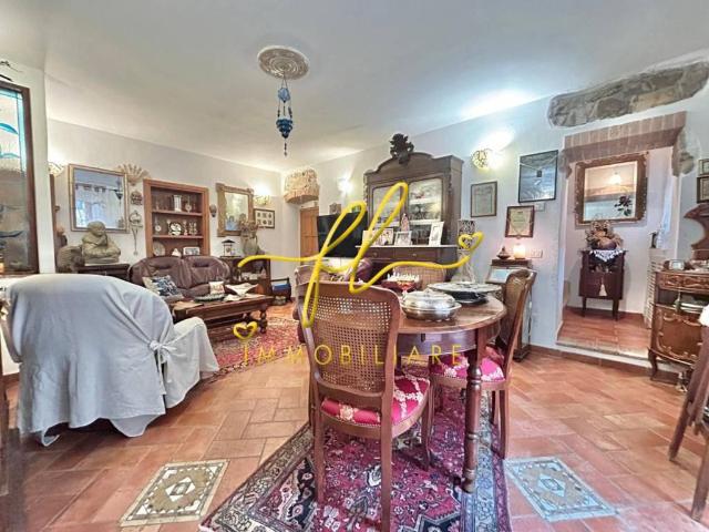 Appartamento in vendita a Rio, Toscana