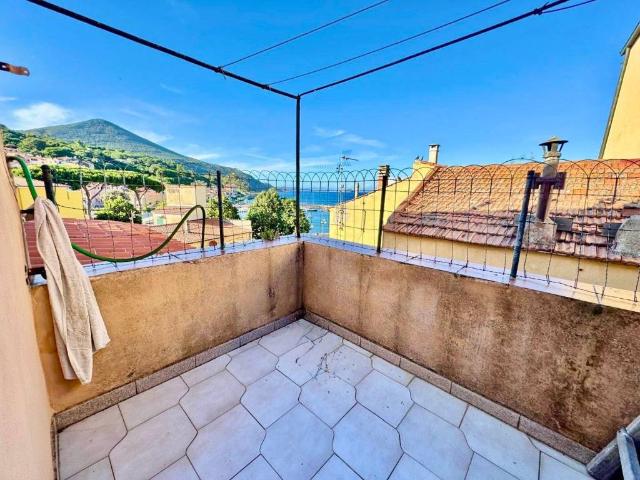 Appartamento in vendita a Rio, Toscana