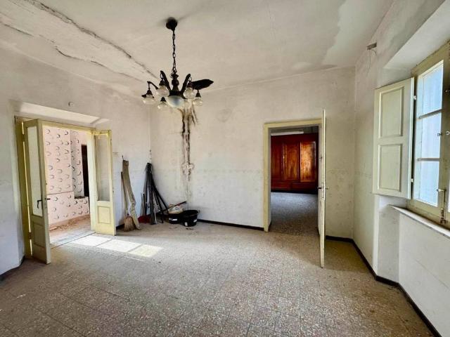 Appartamento in vendita a Rio, Toscana