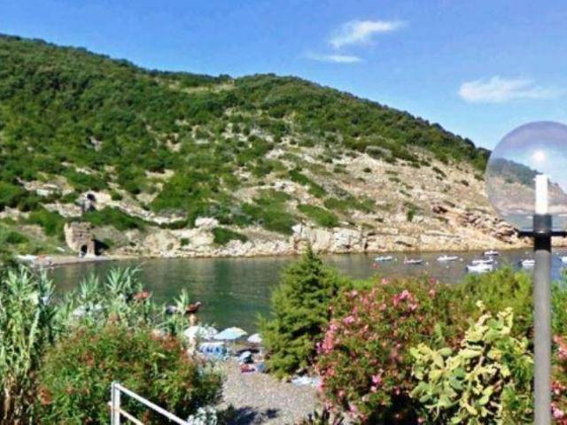 Appartamento in vendita a Rio, Toscana