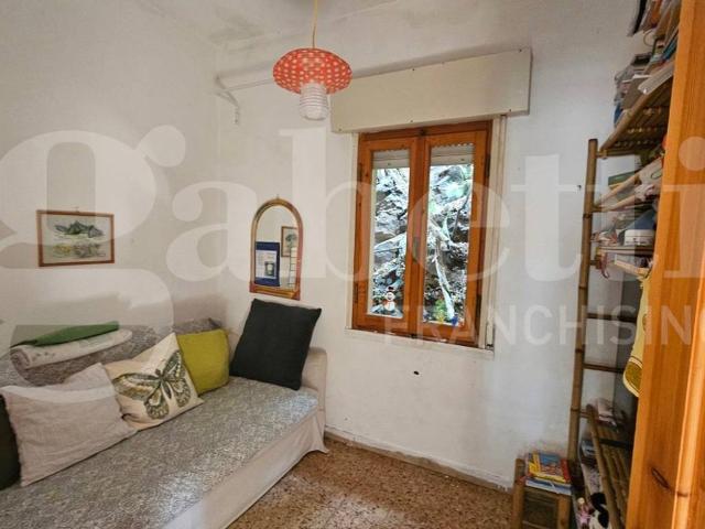 Appartamento in vendita a Rio, Toscana