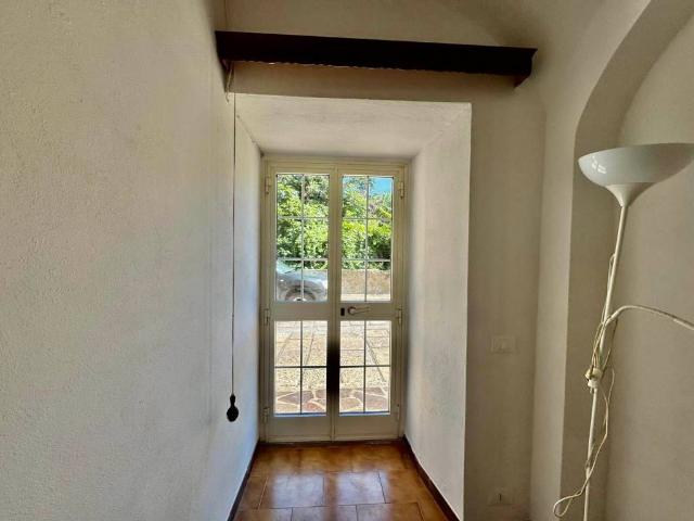Appartamento in vendita a Rio, Toscana