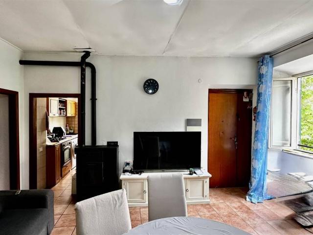 Appartamento in vendita a Rio, Toscana