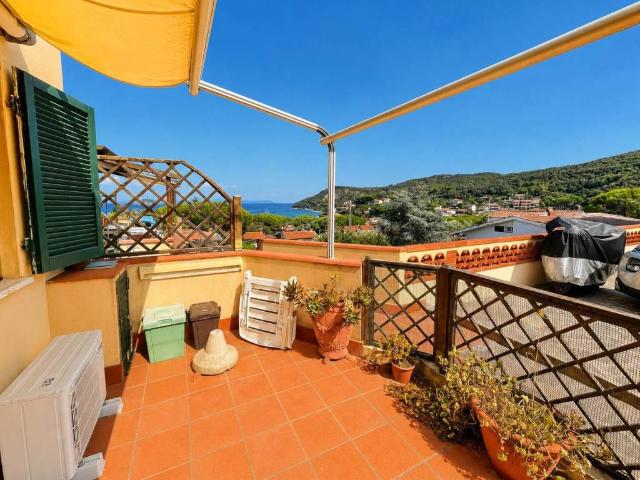 Appartamento in vendita a Rio, Toscana