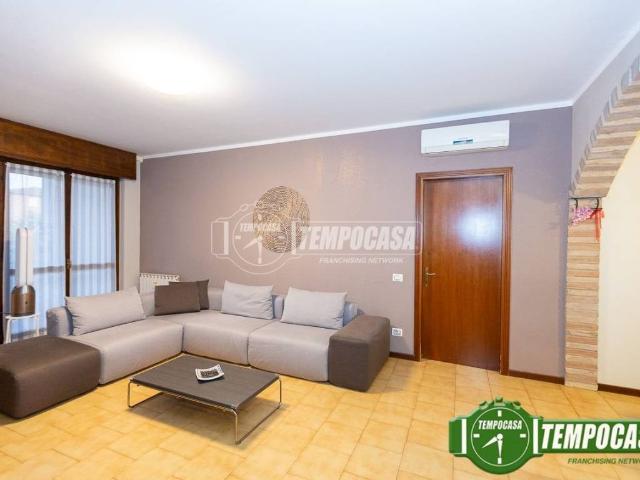 Appartamento in vendita a Ripalta Cremasca, Lombardia