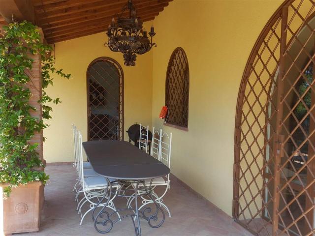 Appartamento in vendita a Fornelli, Riparbella