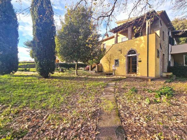 Appartamento in vendita a Fornelli, Riparbella