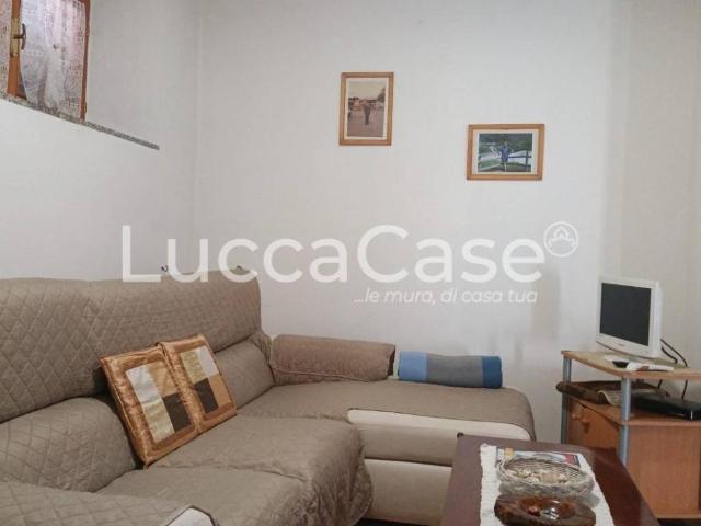 Appartamento in vendita a Melatina, Riparbella