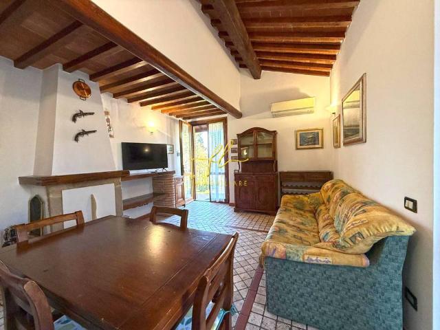 Appartamento in vendita a Riparbella, Toscana