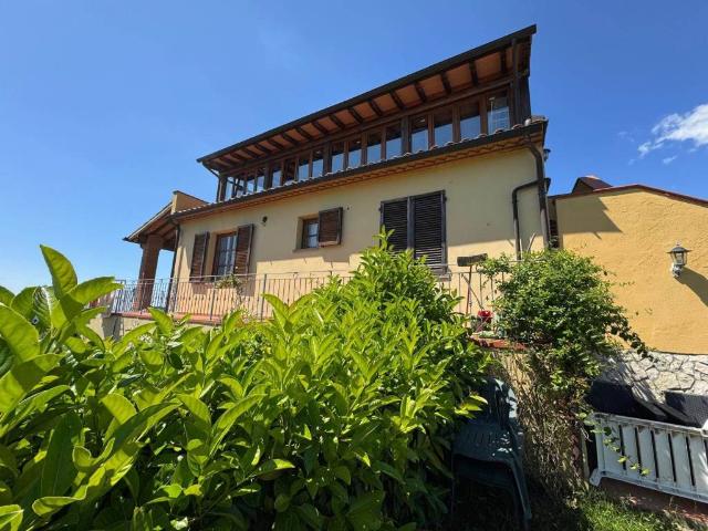 Appartamento in vendita a Riparbella, Toscana