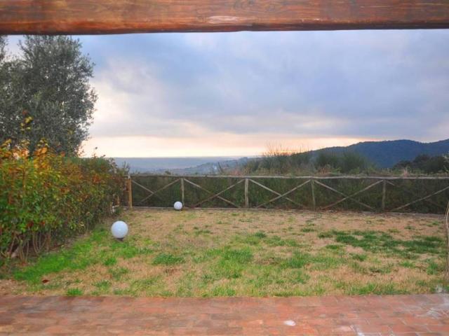 Appartamento in vendita a Riparbella, Toscana