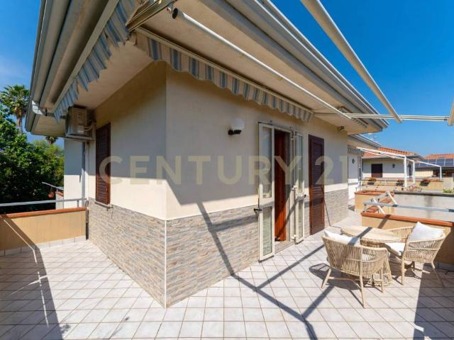 Appartamento in vendita a Torre Archirafi, Riposto