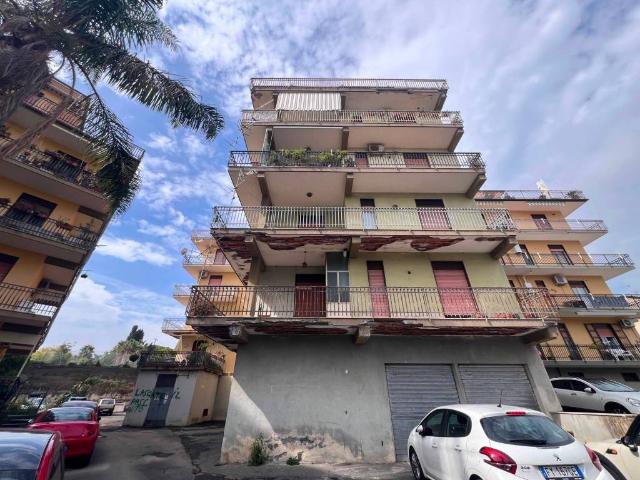 Appartamento in vendita a Riposto, Catania