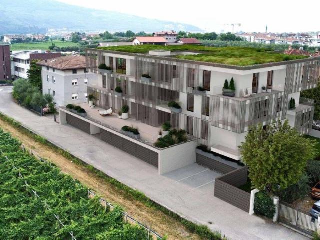 Appartamento in vendita a Comunità Alto Garda e Ledro, Riva