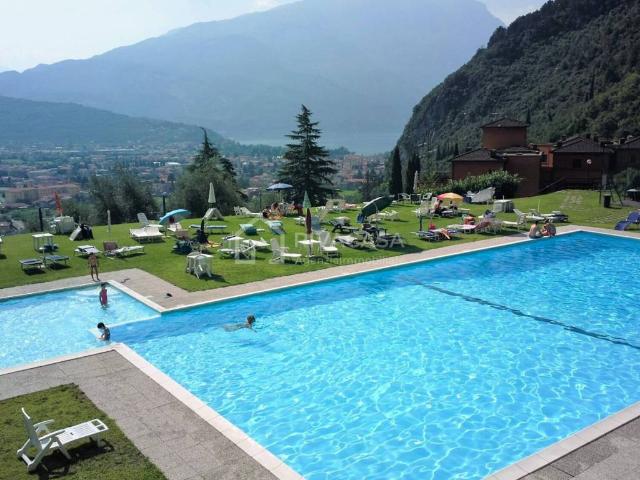 Appartamento in vendita a Comunità Alto Garda e Ledro, Riva