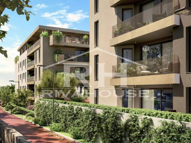 Appartamento in vendita a Comunità Alto Garda e Ledro, Riva
