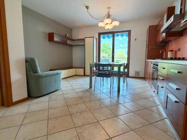 Appartamento in vendita a Comunità Alto Garda e Ledro, Riva