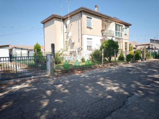 Appartamento in vendita a Unione Terre e Fiumi, Reggio Emilia
