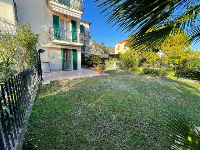 Appartamento in vendita a Riva Ligure, Liguria