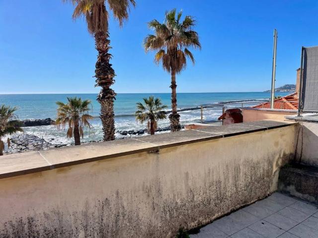 Appartamento in vendita a Riva Ligure, Liguria