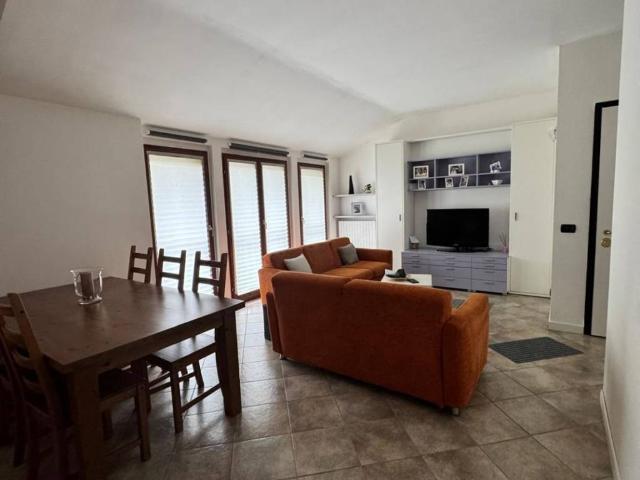 Appartamento in vendita a Rivanazzano, Lombardia