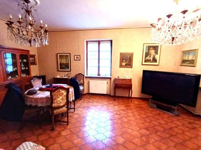 Appartamento in vendita a Rivergaro, Reggio Emilia
