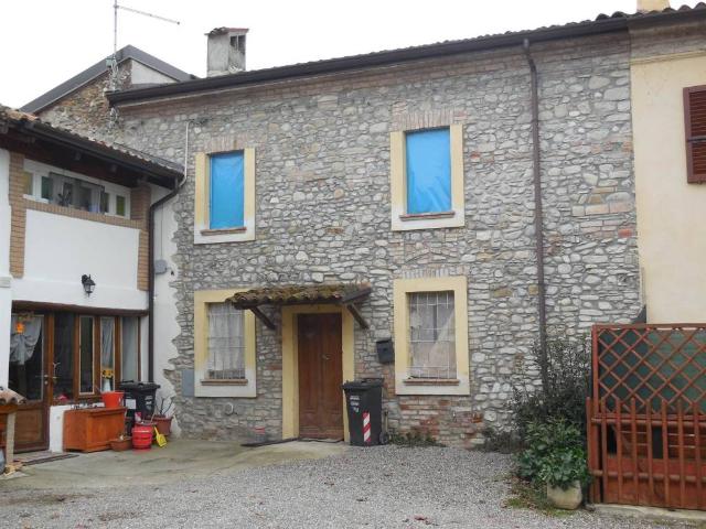 Appartamento in vendita a Rivergaro, Reggio Emilia