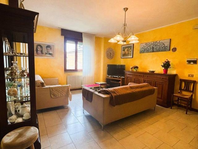 Appartamento in vendita a Rivergaro, Reggio Emilia