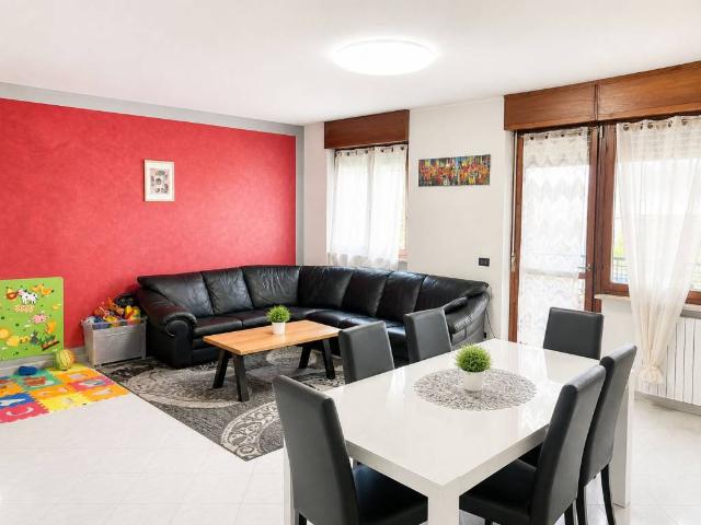Appartamento in vendita a Rivolta D'adda, Lombardia