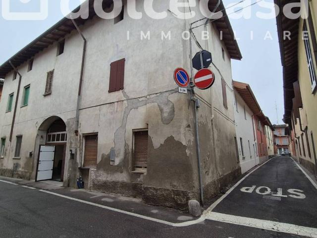 Appartamento in vendita a Rivolta d'Adda, Cremona